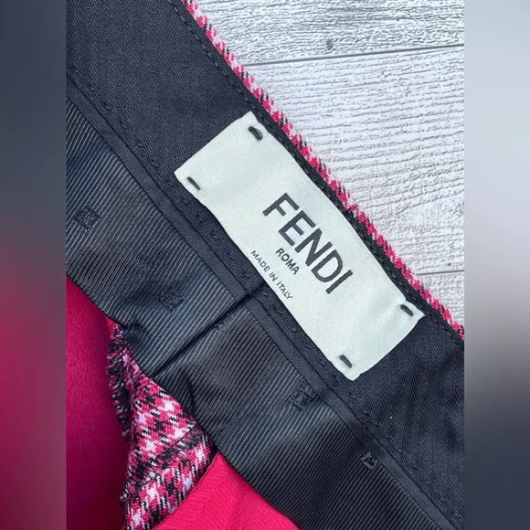 FENDI
Houndstooth Virgin Wool Pants In jelly size 36/4 - Picture 11 of 17